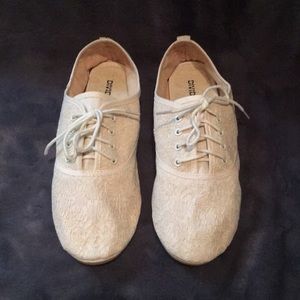 H&M Cream lace slip on shoes